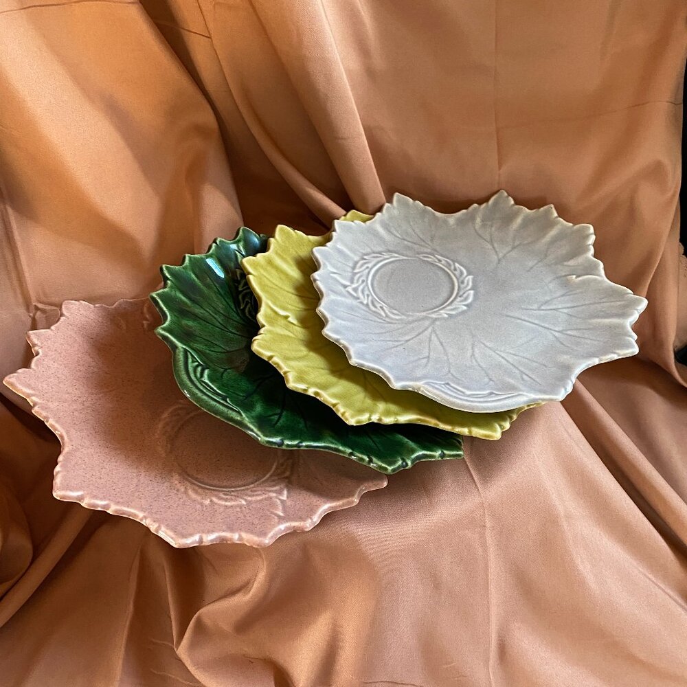 Set of 4 Vintage (1940-1950) Steubenville Pottery Woodfield Leaf-Shaped Plates